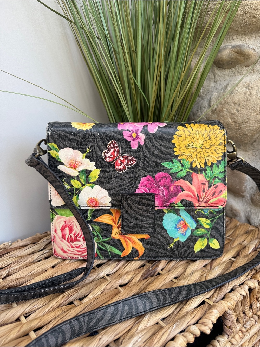 JOHNNY WAS Blooming Breeze Floral Envelope Leather Crossbody Bag